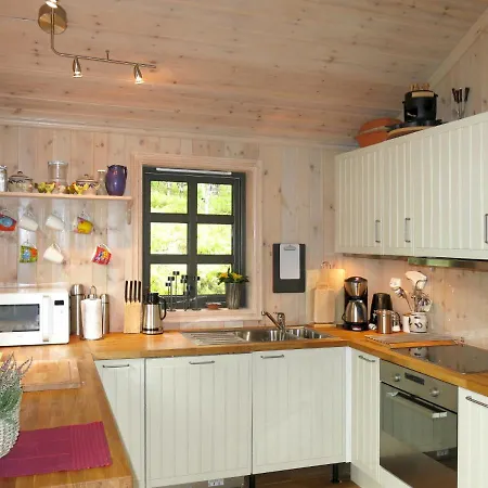 Holiday Arnebu Tatil Evi